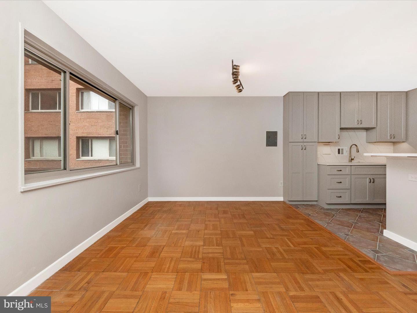 3900 Tunlaw Road NW #104 photo 11