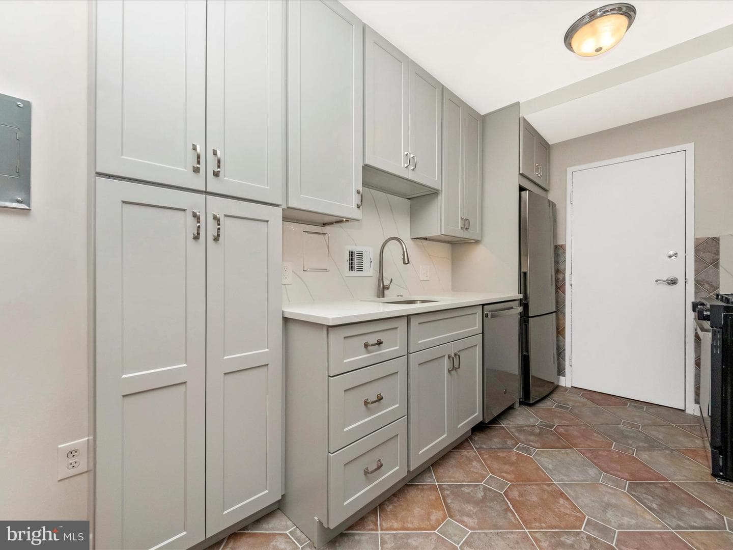 3900 Tunlaw Road NW #104 photo 12