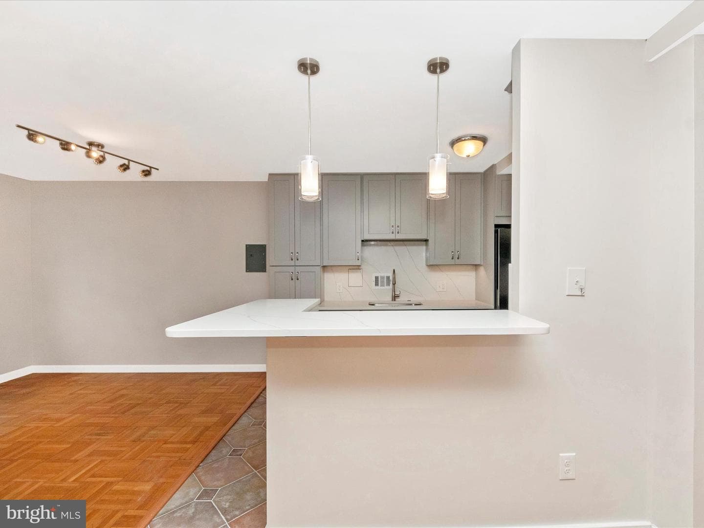 3900 Tunlaw Road NW #104 photo 8