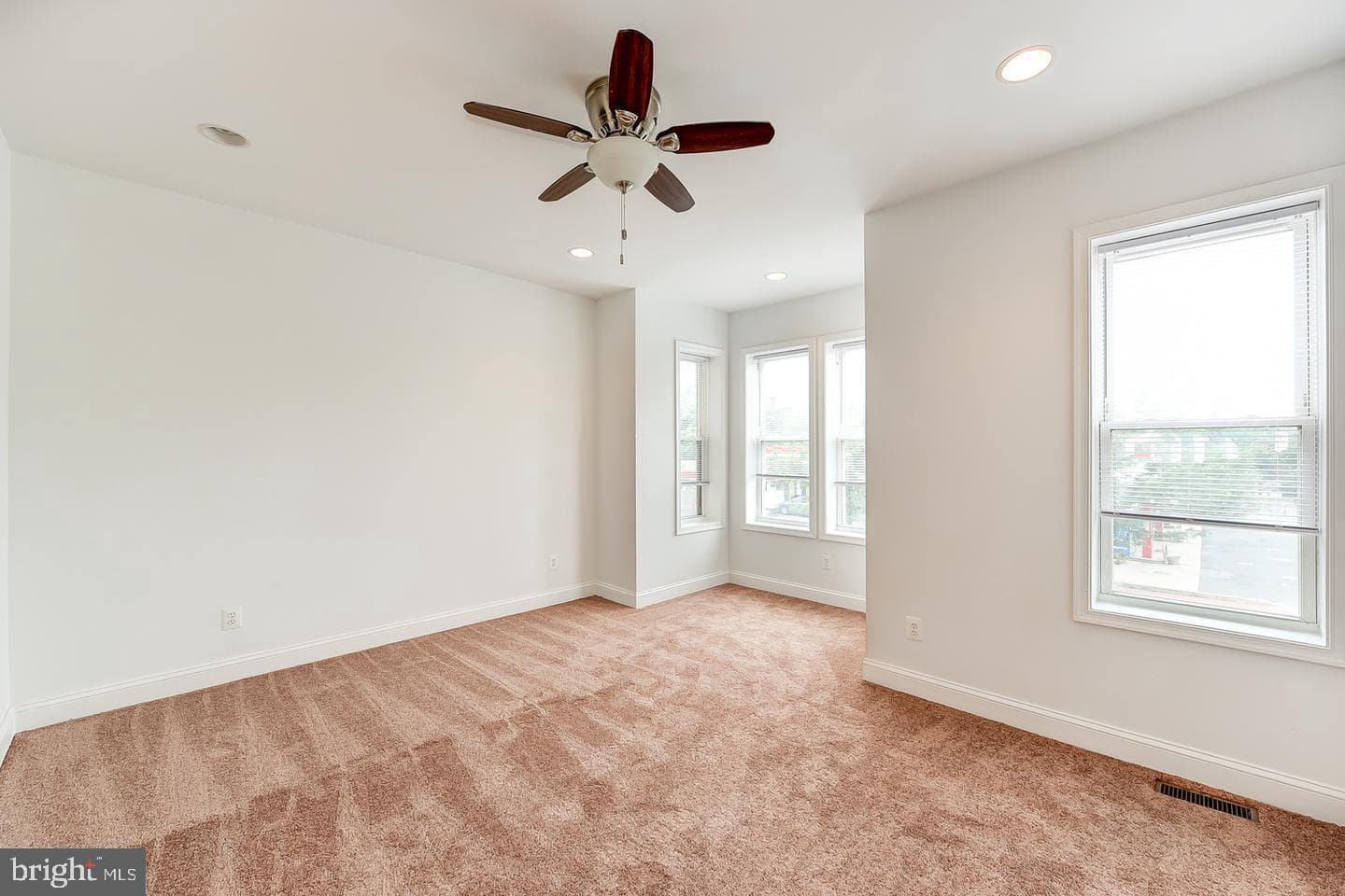 14 Florida Avenue NE photo 18