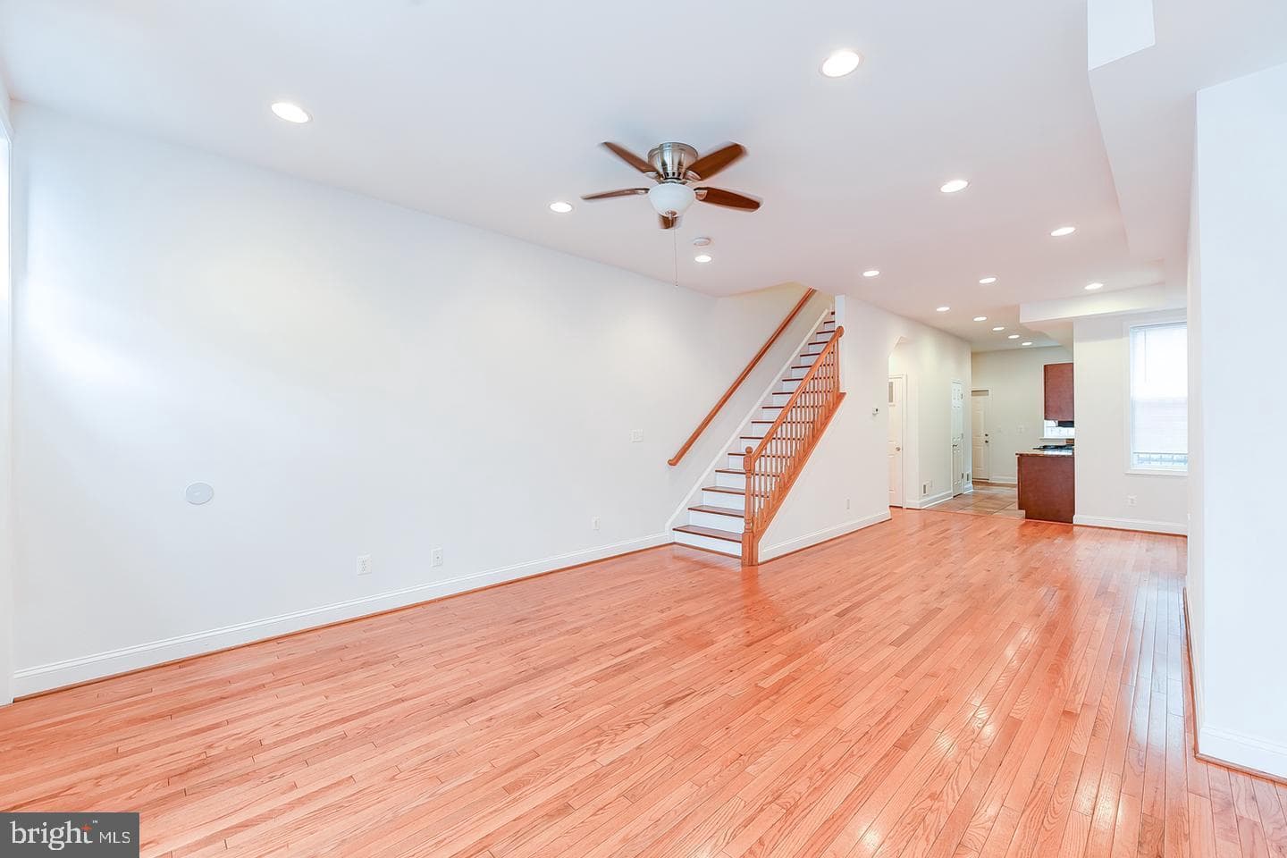 14 Florida Avenue NE photo 3