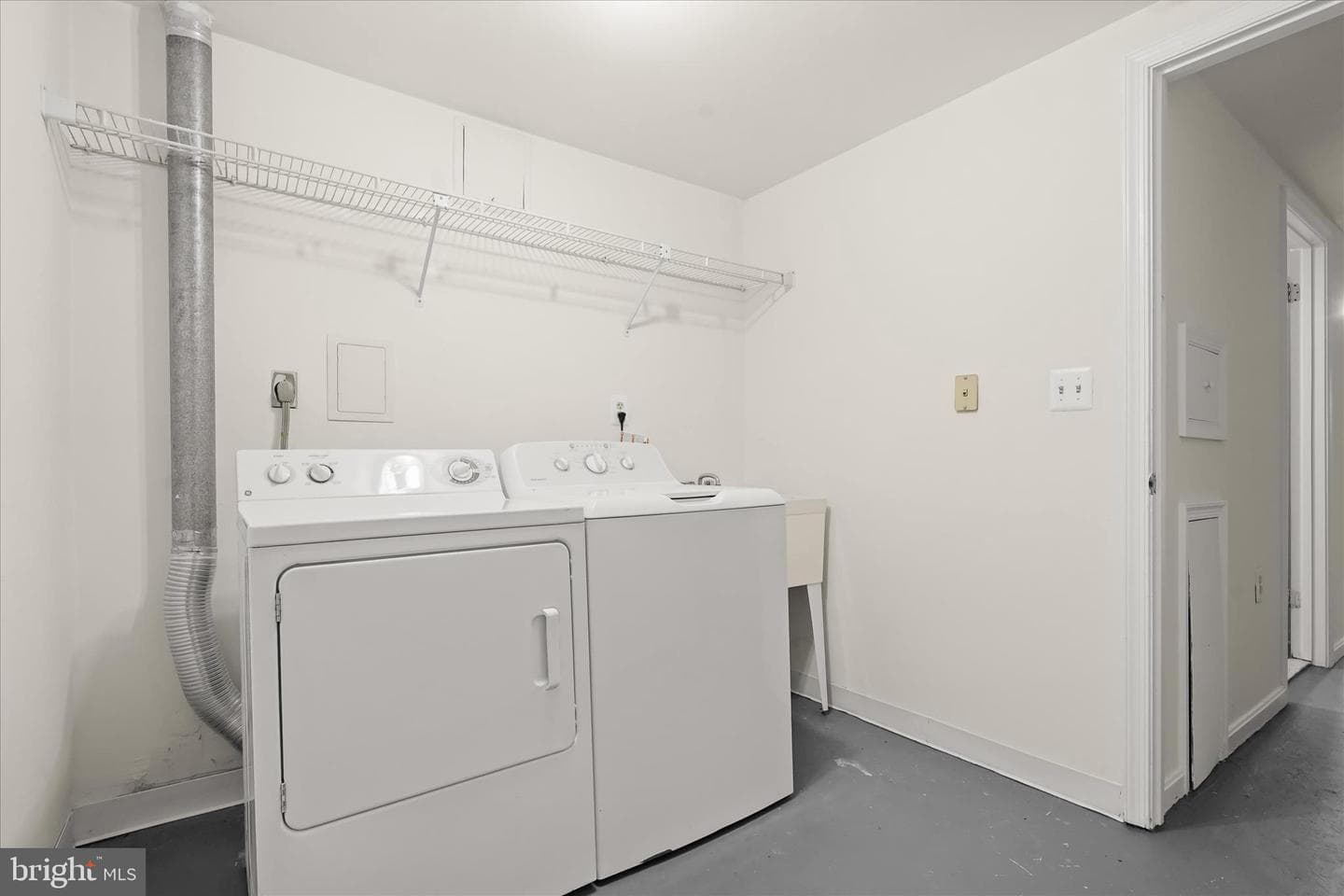 1342 Hamlin Street NE photo 20