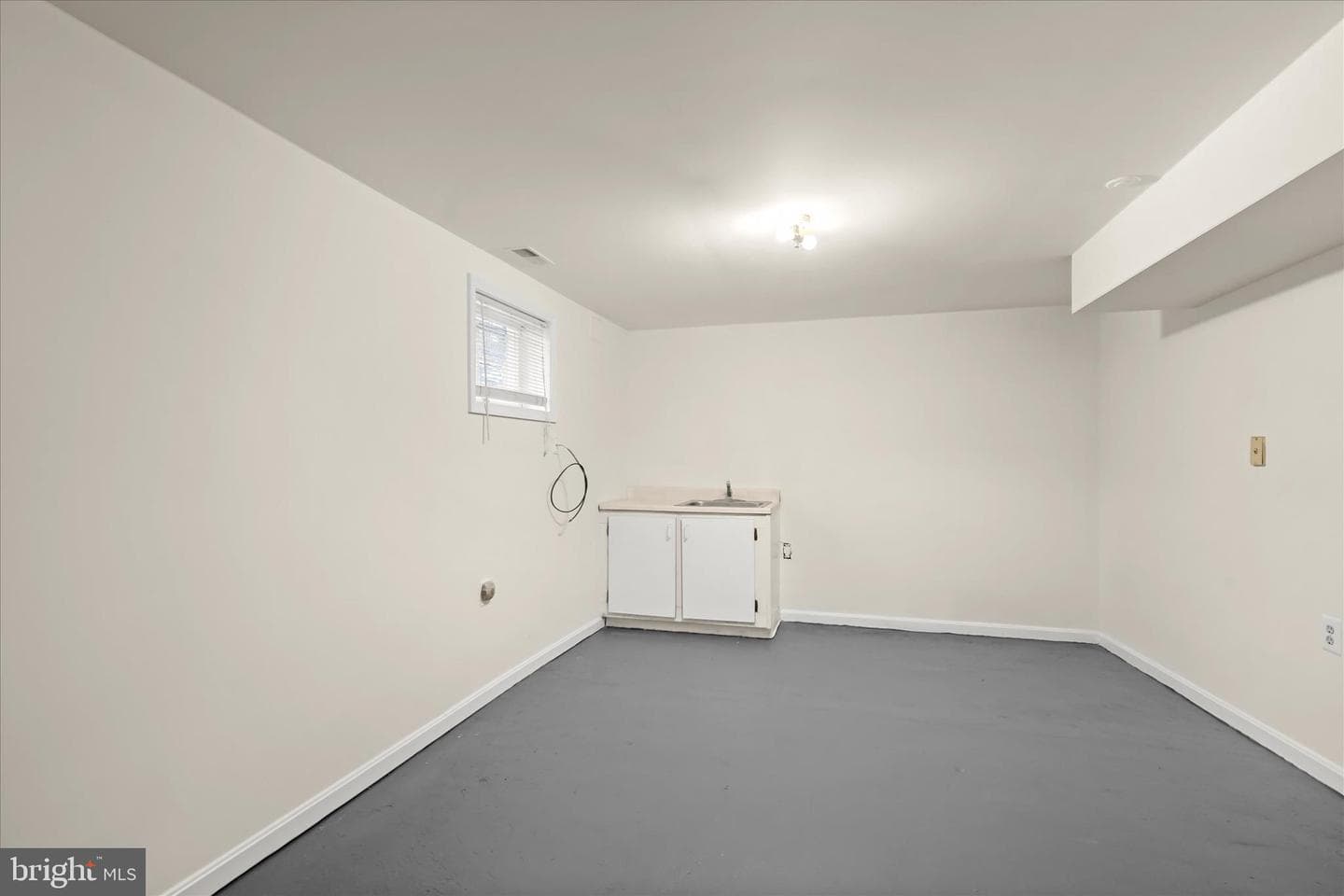1342 Hamlin Street NE photo 24