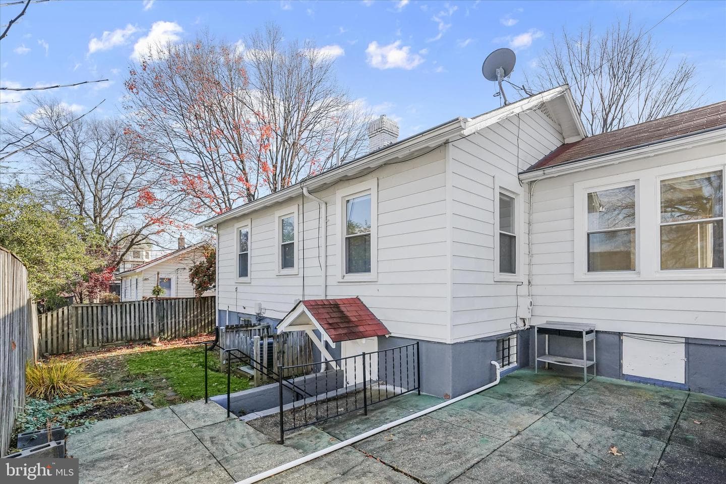 1342 Hamlin Street NE photo 27