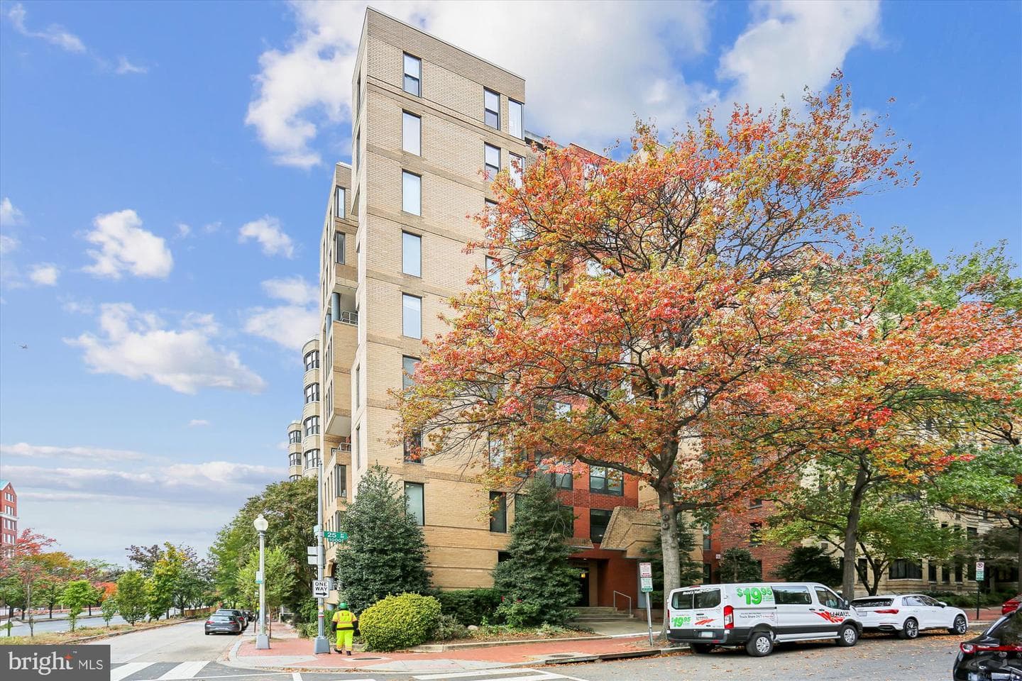 2501 K Street NW #5a photo 32