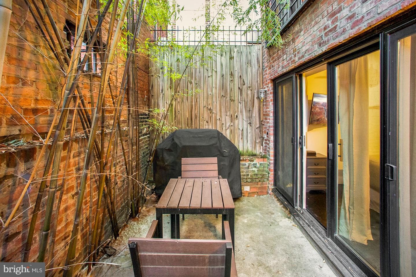 1538 Swann Street NW photo 33