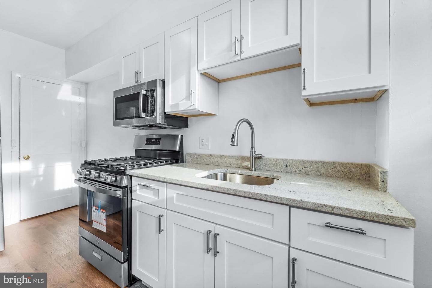 115 36th Street NE photo 6