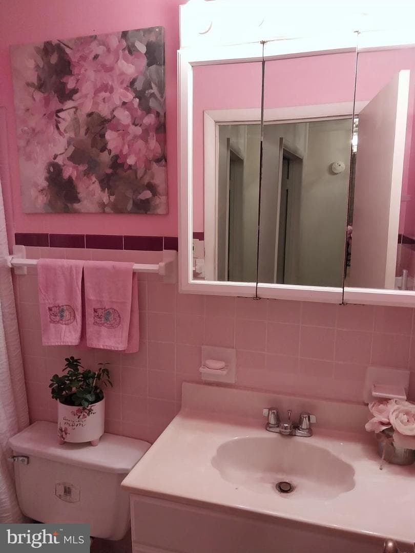 5610 Clay Place NE photo 23