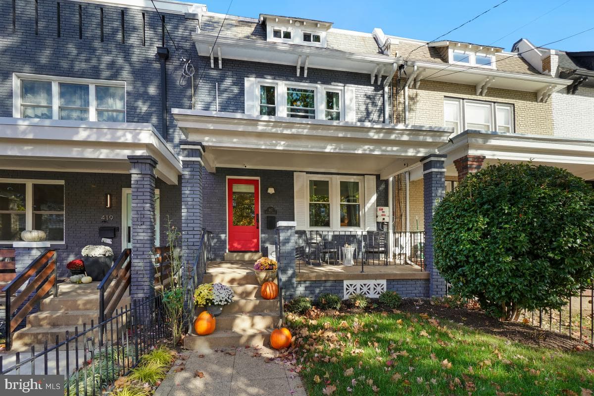 417 Emerson Street NW photo 2