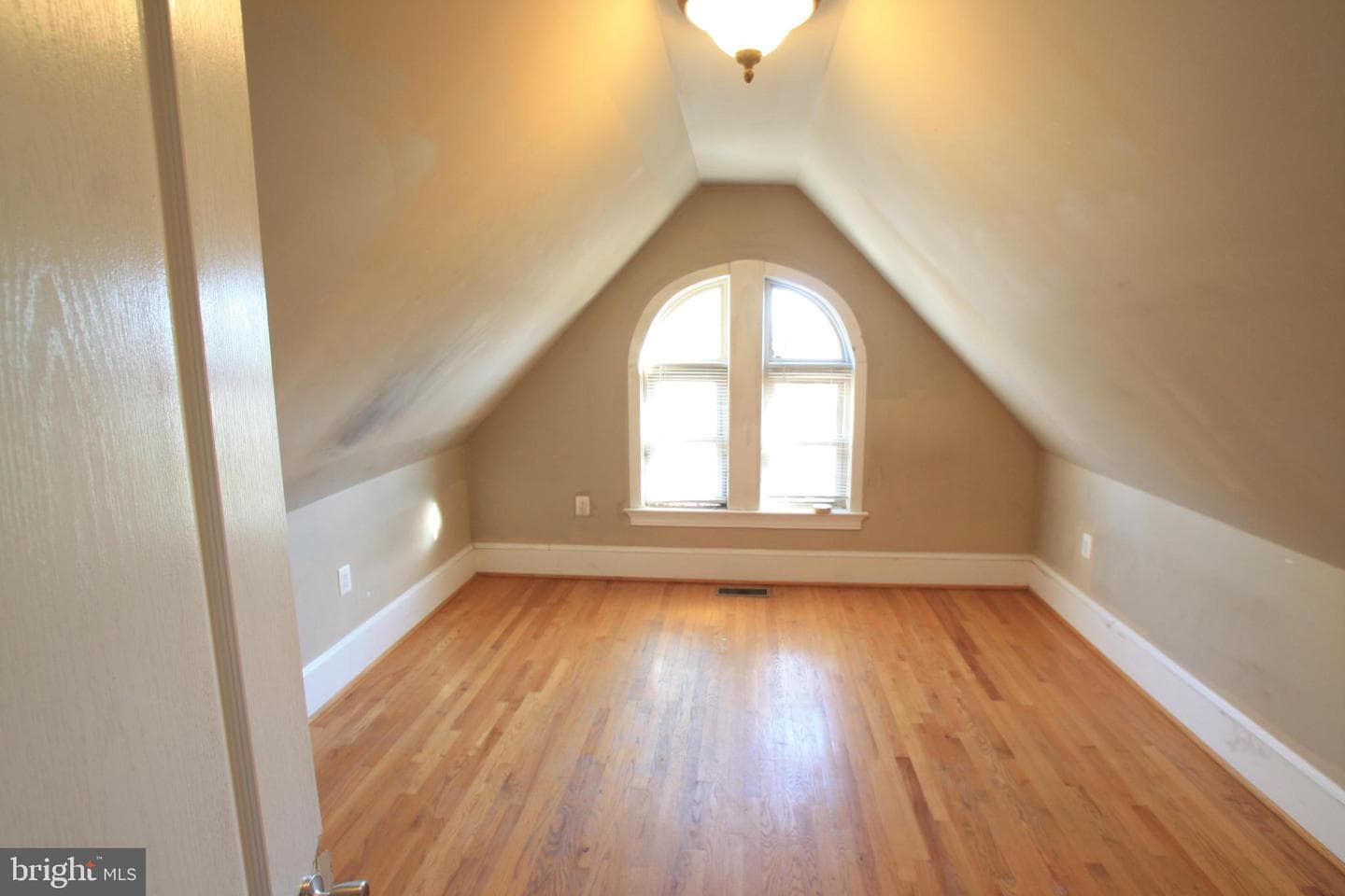 1119 45th Street NE photo 20