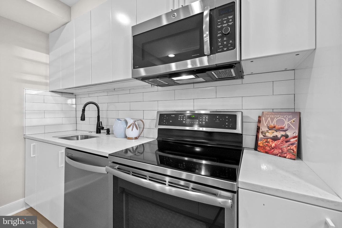 1718 1st Street NW #8 photo 5
