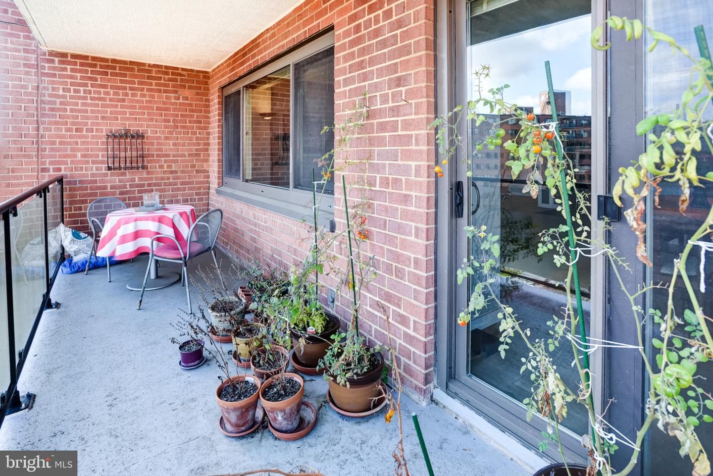 4201 Cathedral Avenue NW #1016w photo 32