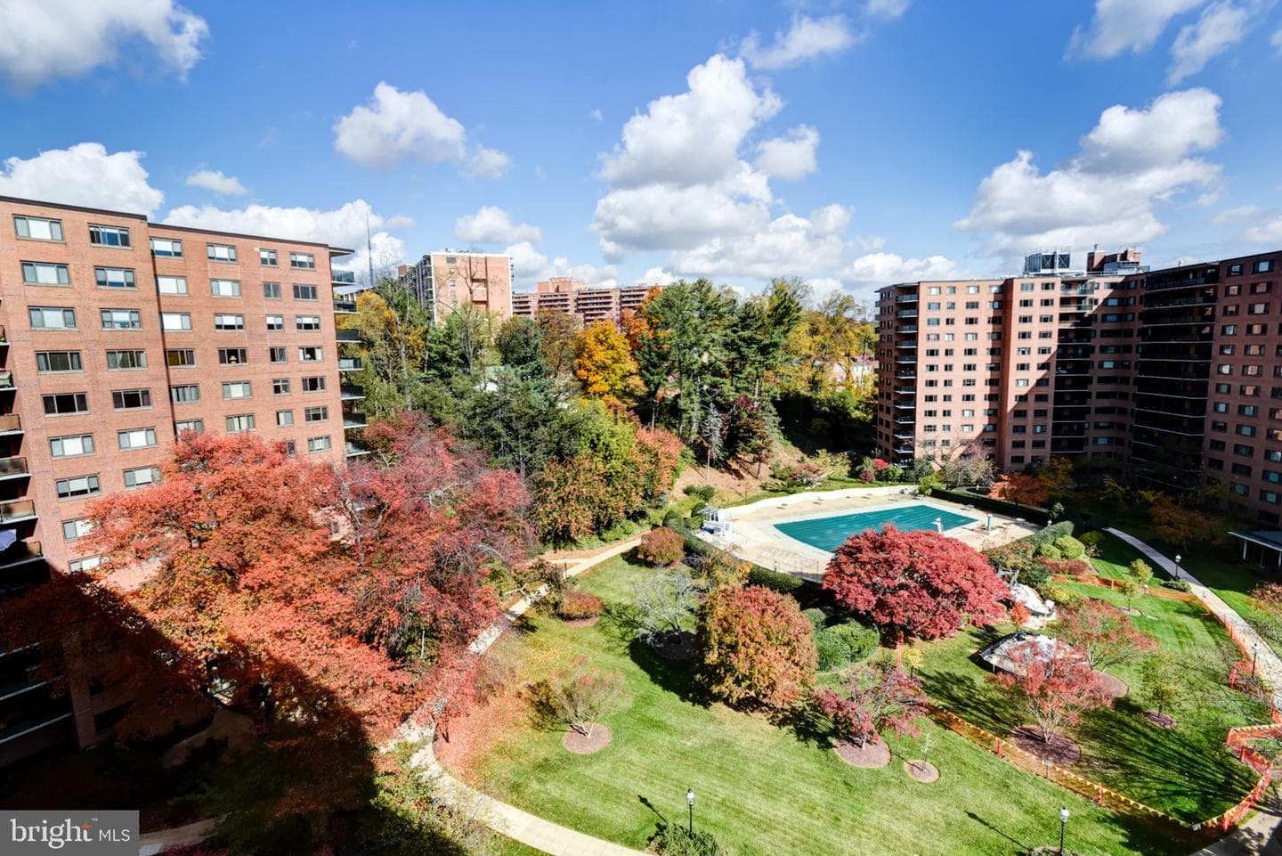 4201 Cathedral Avenue NW #1016w photo 34