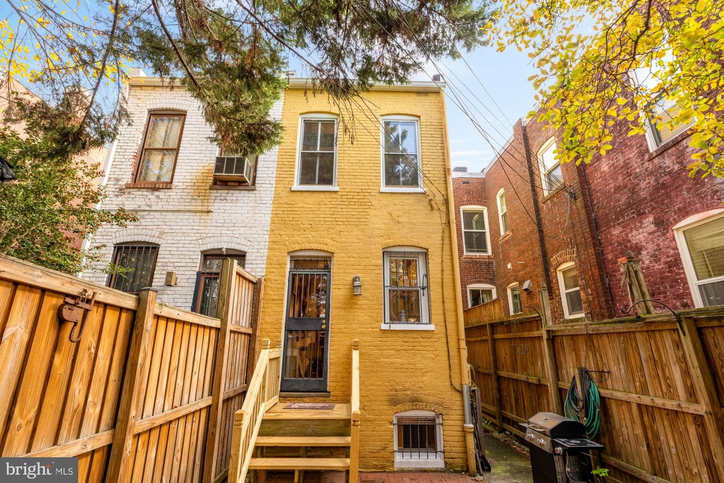 543 11th Street SE photo 22