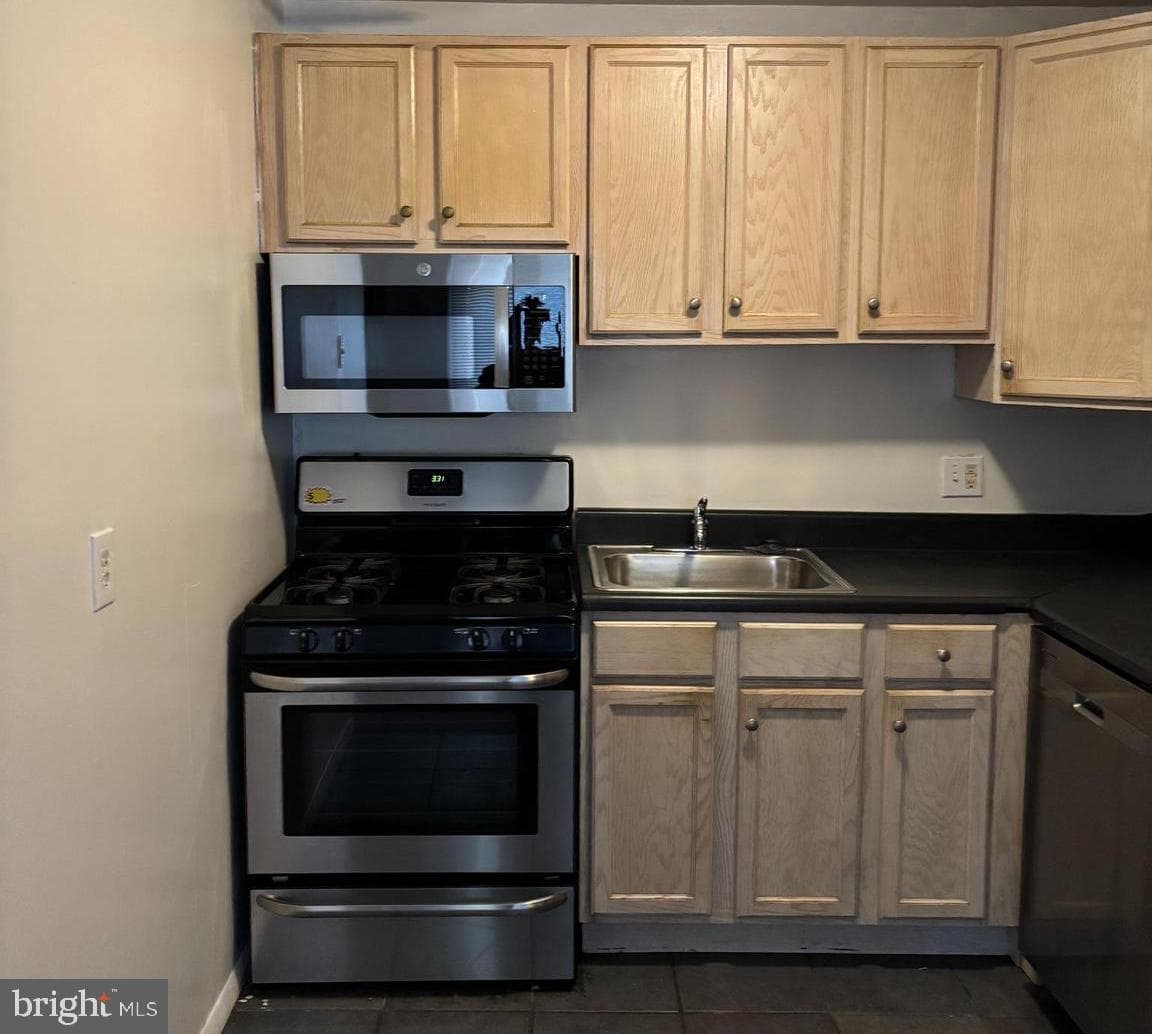 3109 Naylor Road SE #204 photo 8