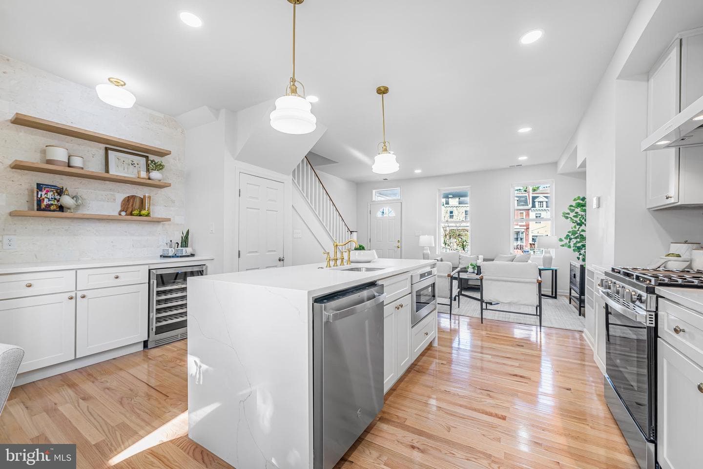 177 V Street NE photo 11