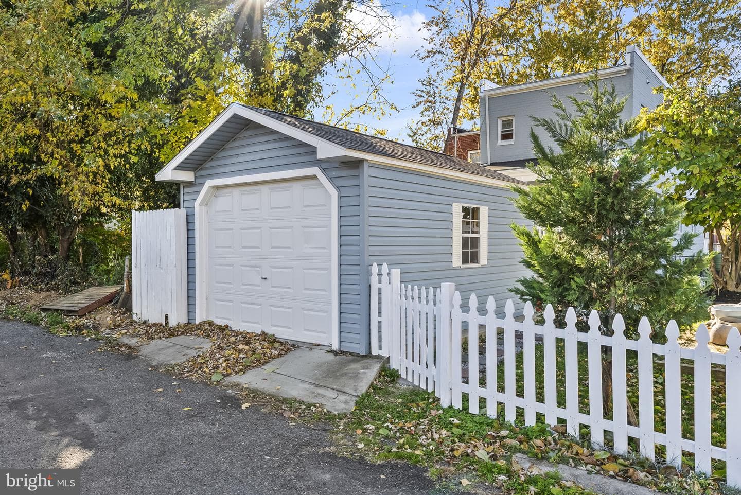1059 48th Street NE photo 31