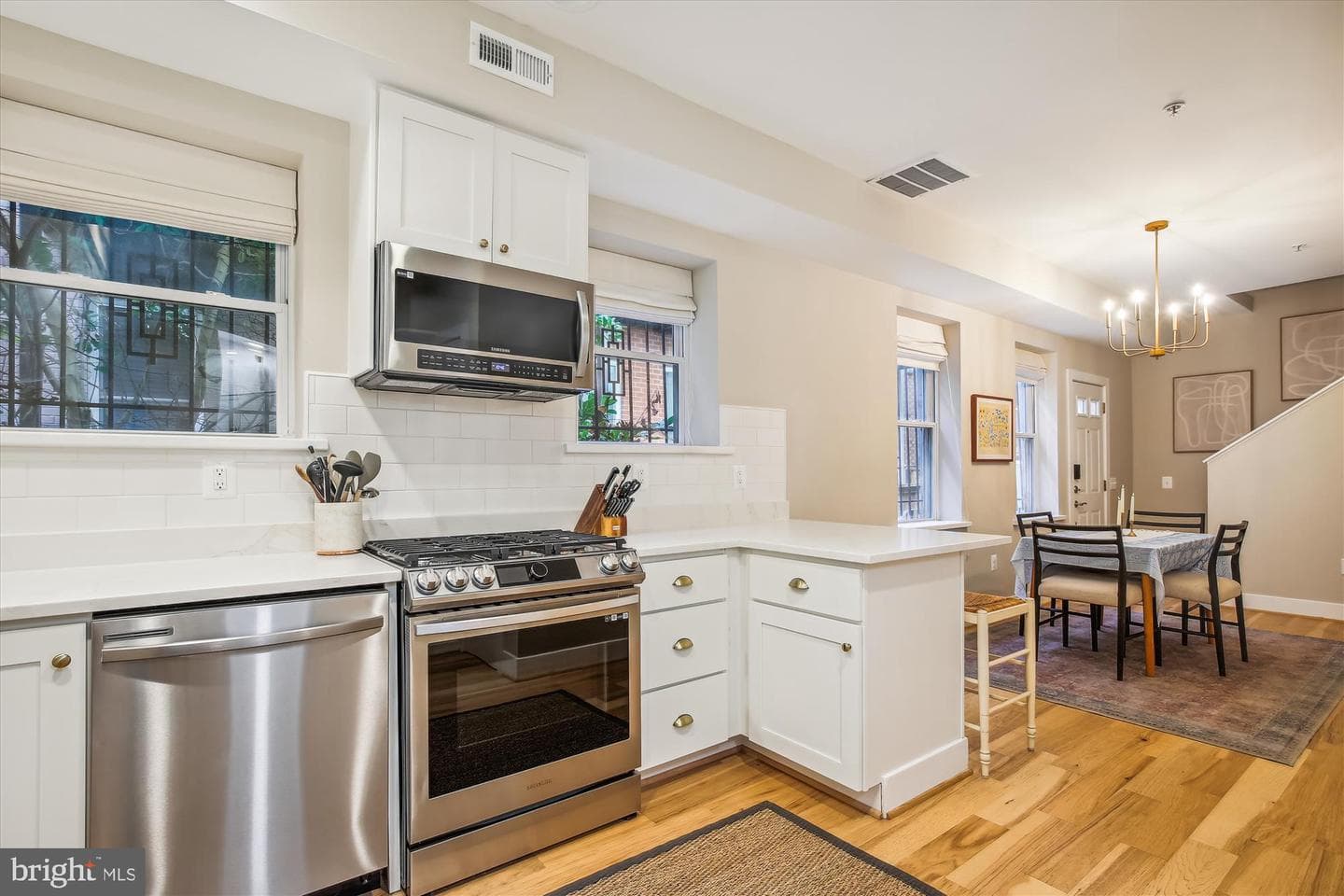 1505 8th Street NW #3 photo 2