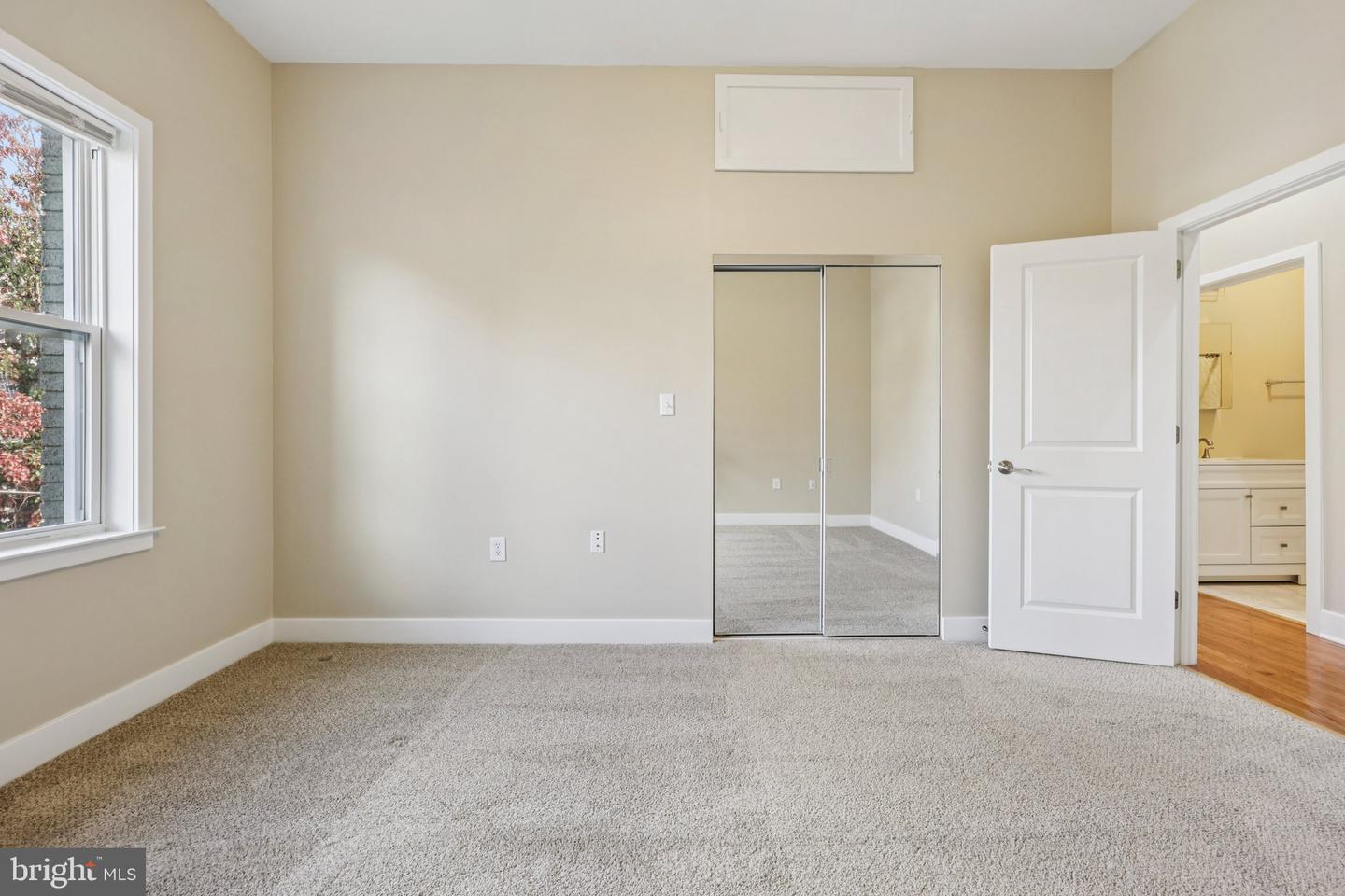 1352 Longfellow Street NW #302 photo 15