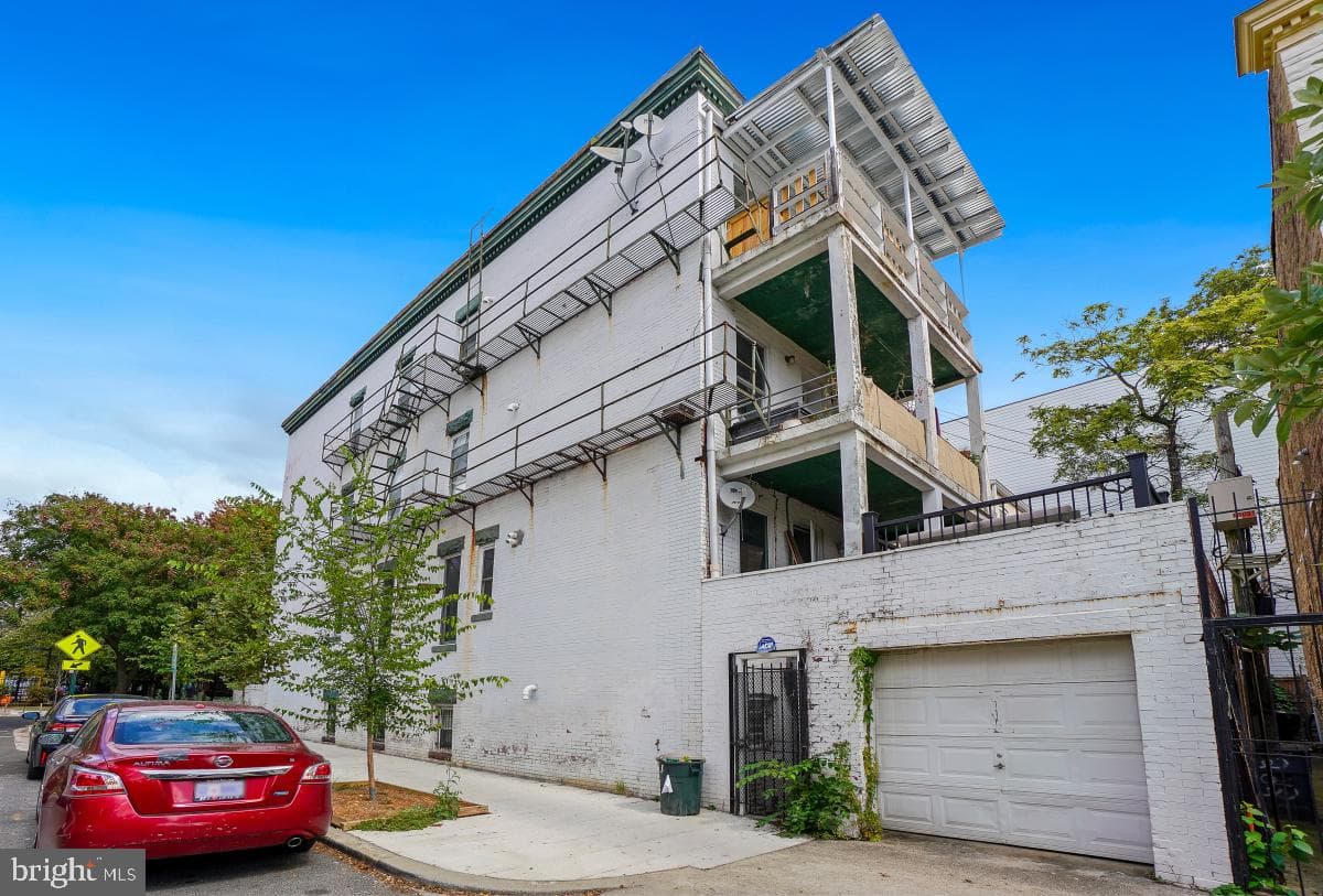 1458 Fairmont Street NW #2 photo 23