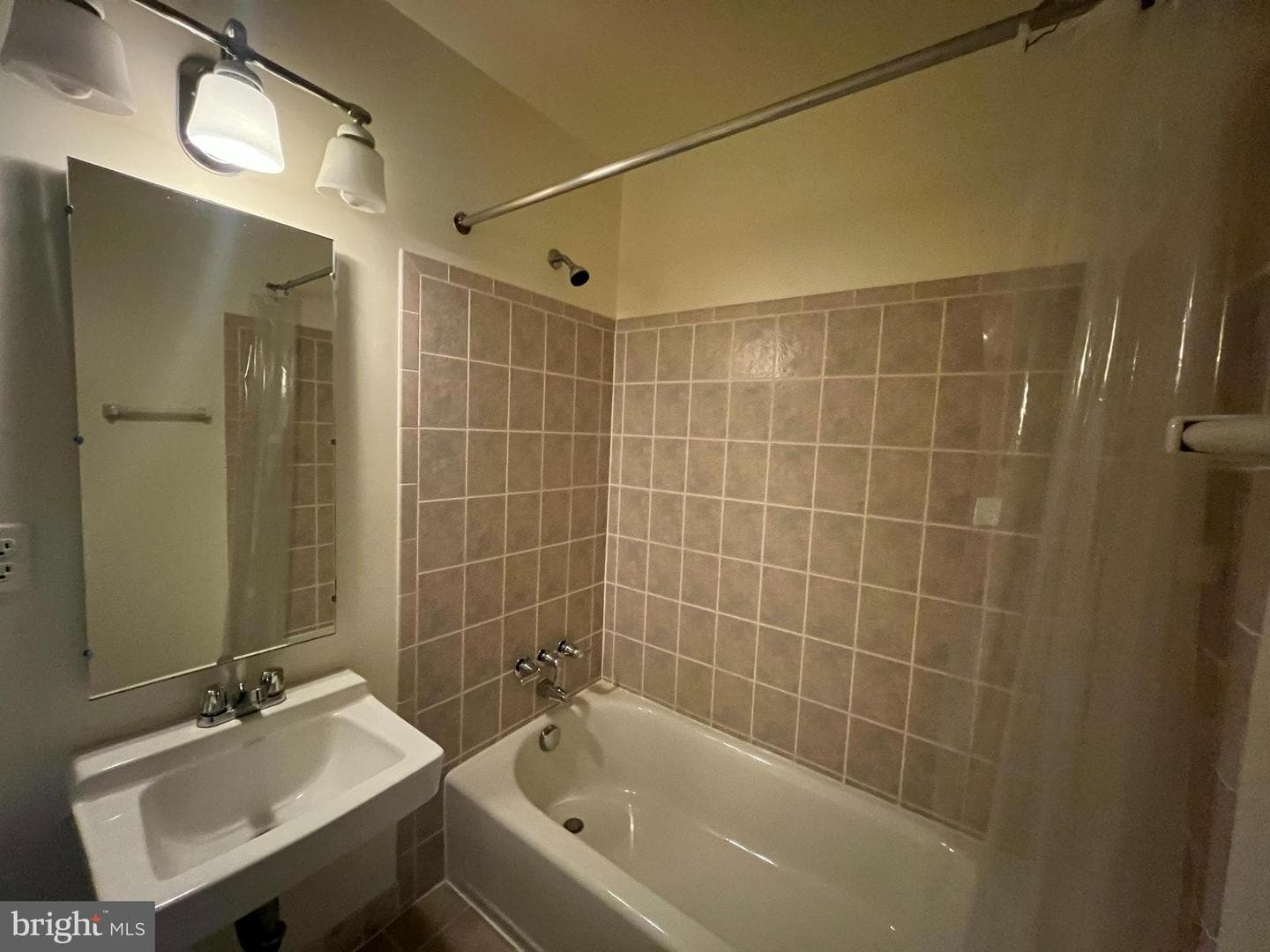 2828 Wisconsin Avenue NW #506 photo 22