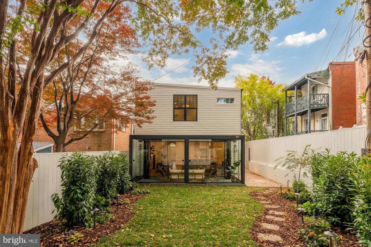 3277 Prospect Street NW photo 40