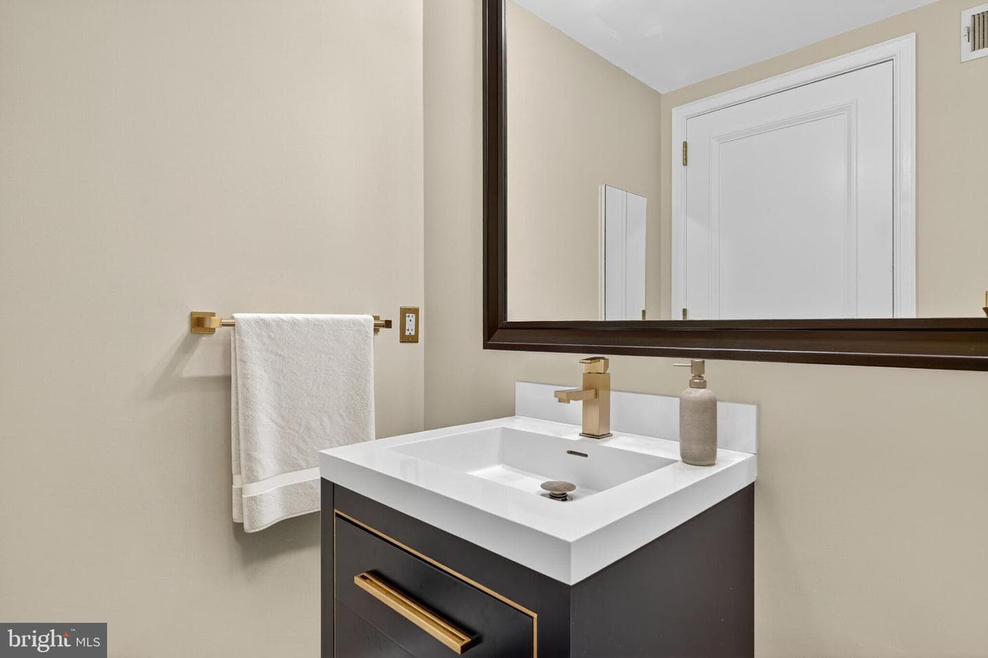 1155 23rd Street NW #3d photo 12