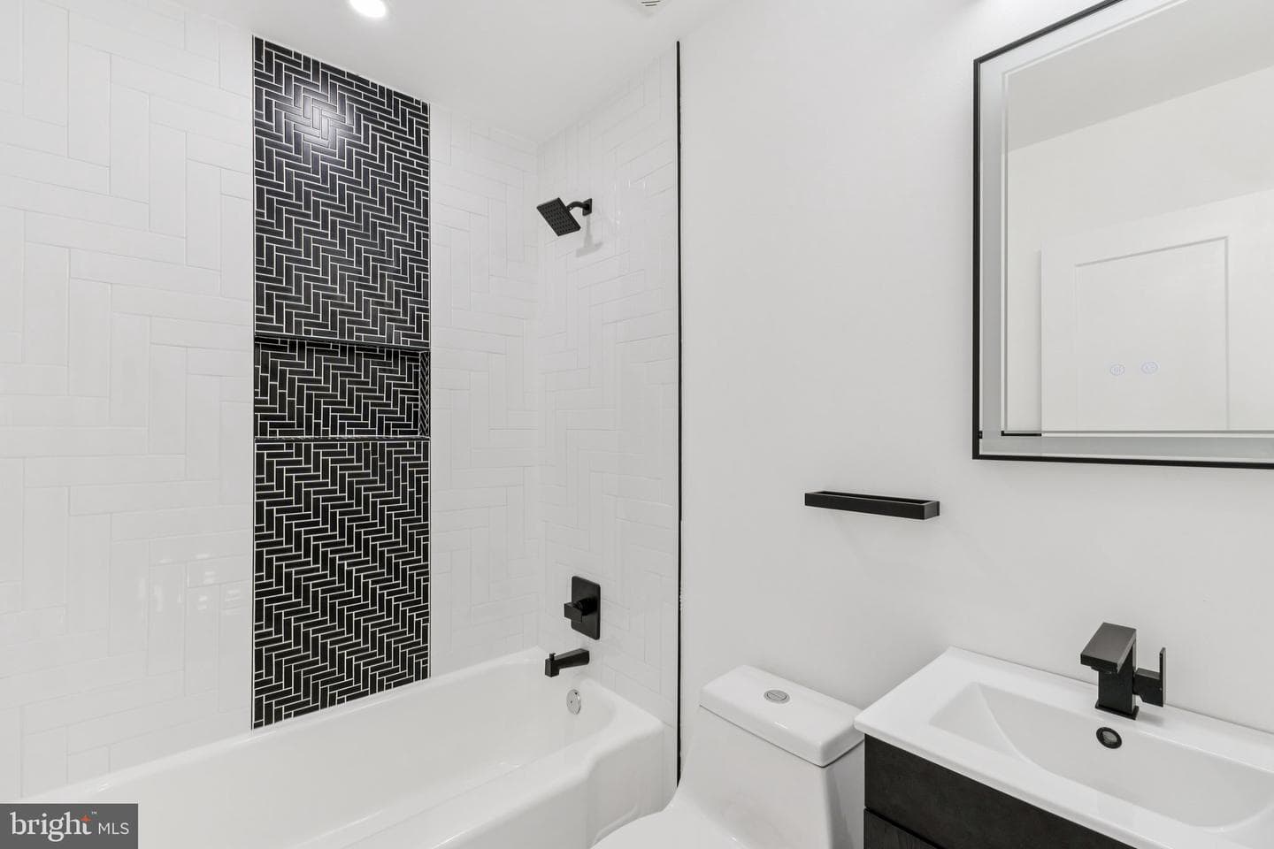 7521 9th Street NW photo 13