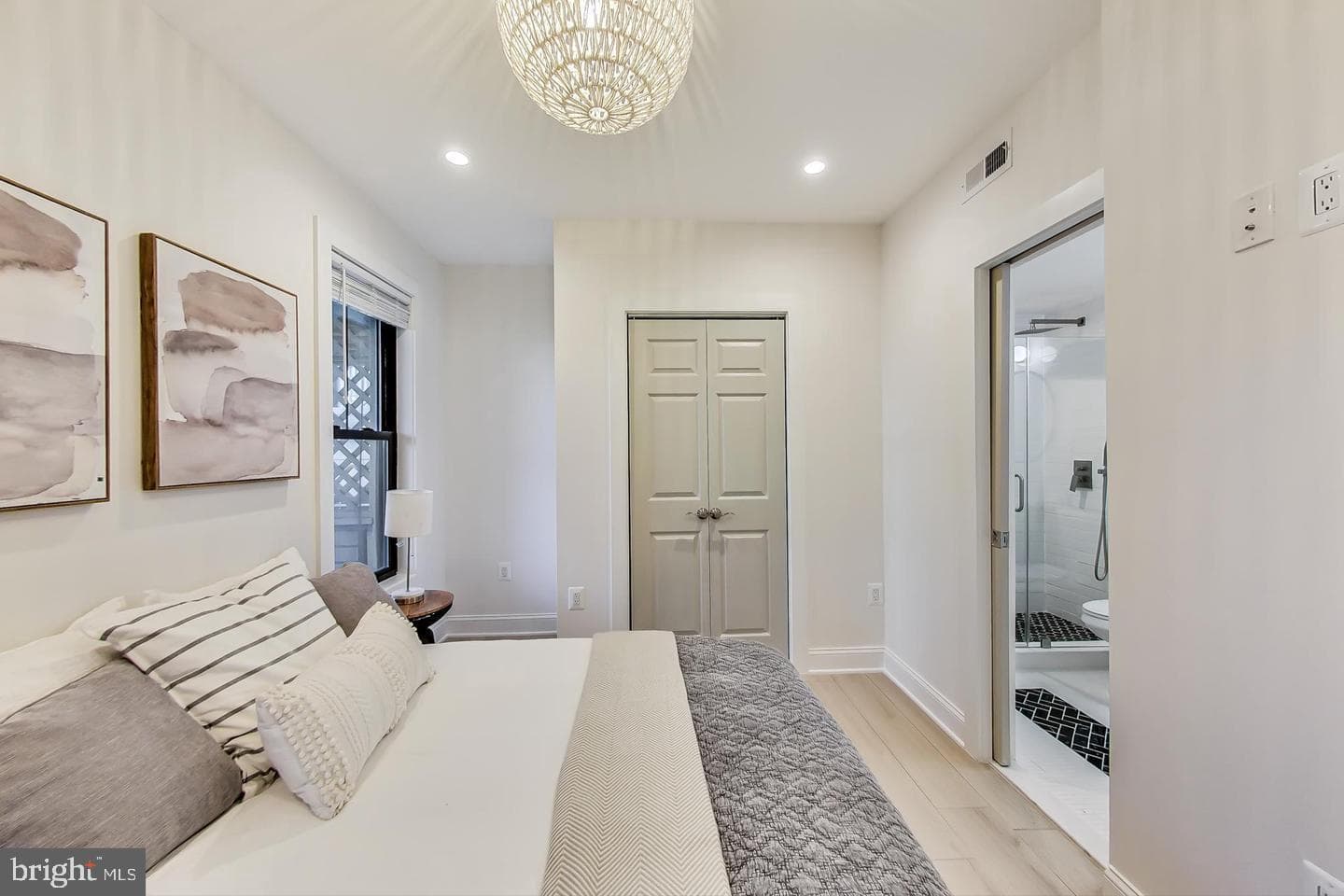 428 Evarts Street NE #2 photo 10
