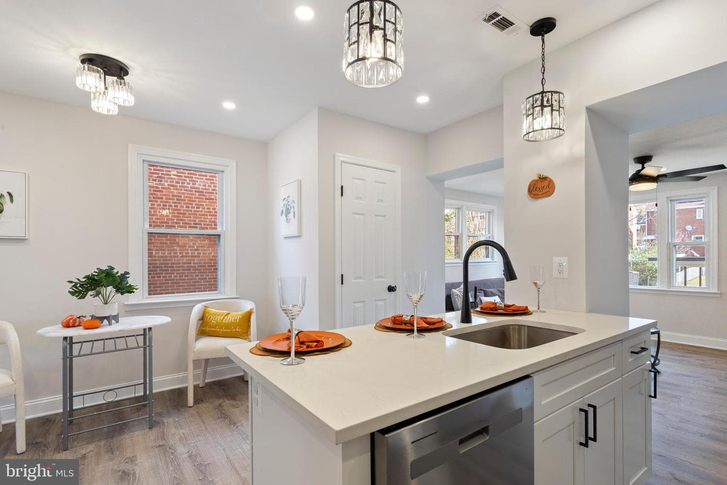 5051 8th Street NE photo 10
