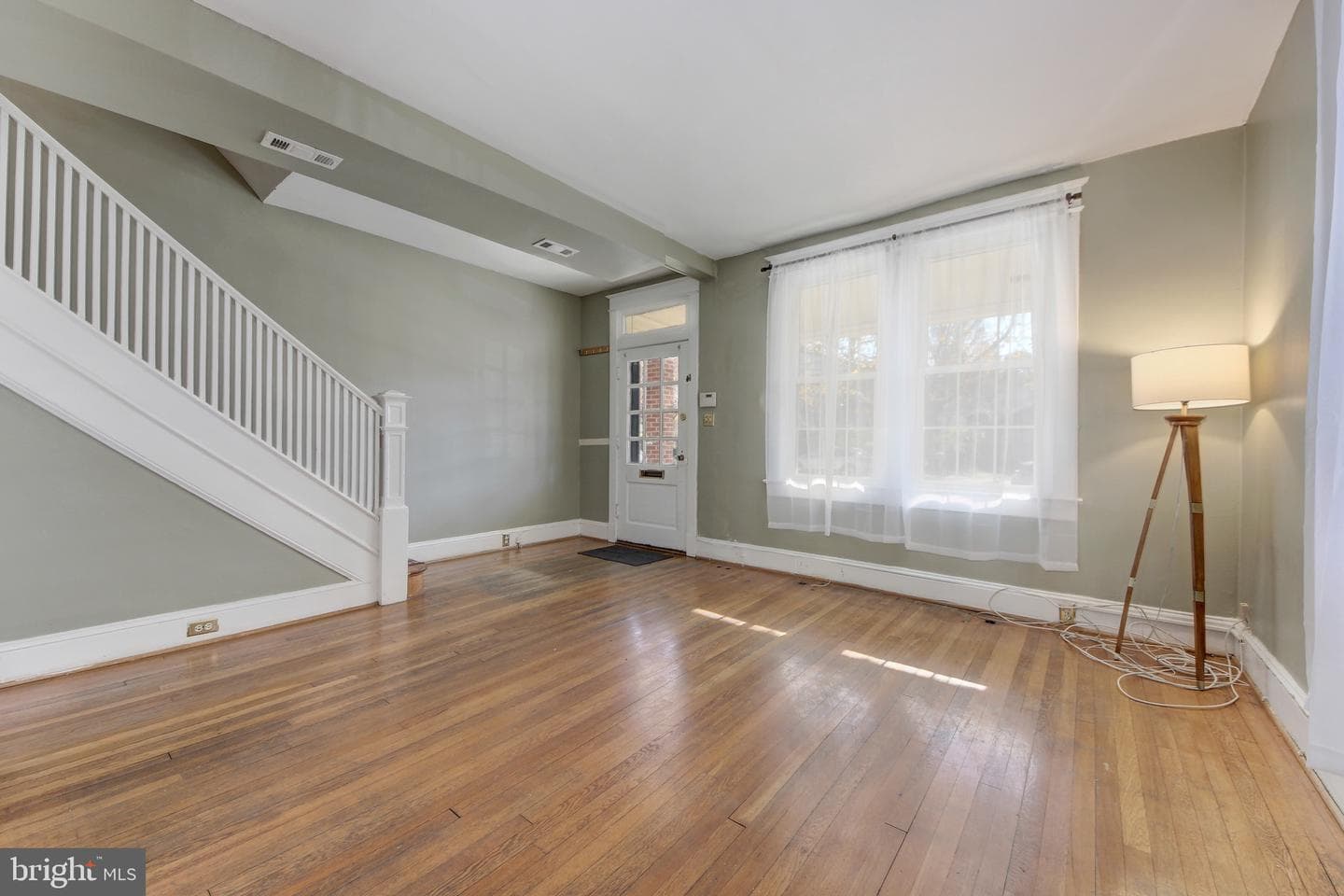 4207 Jenifer Street NW photo 6