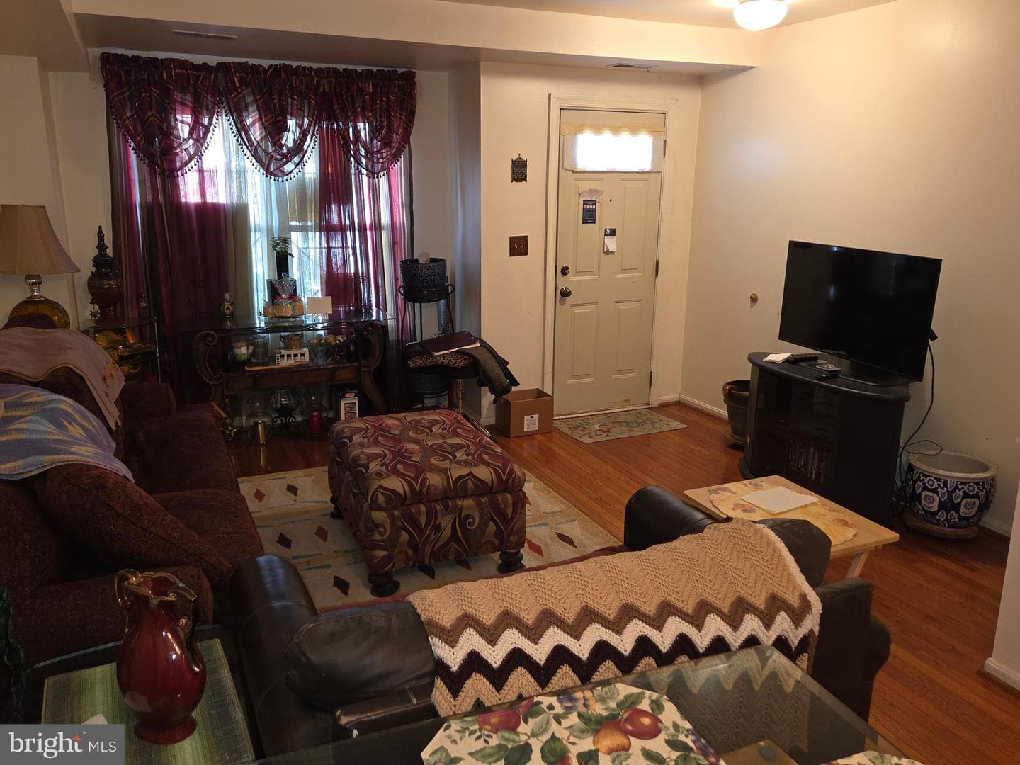 38 Hanover Place NW photo 9