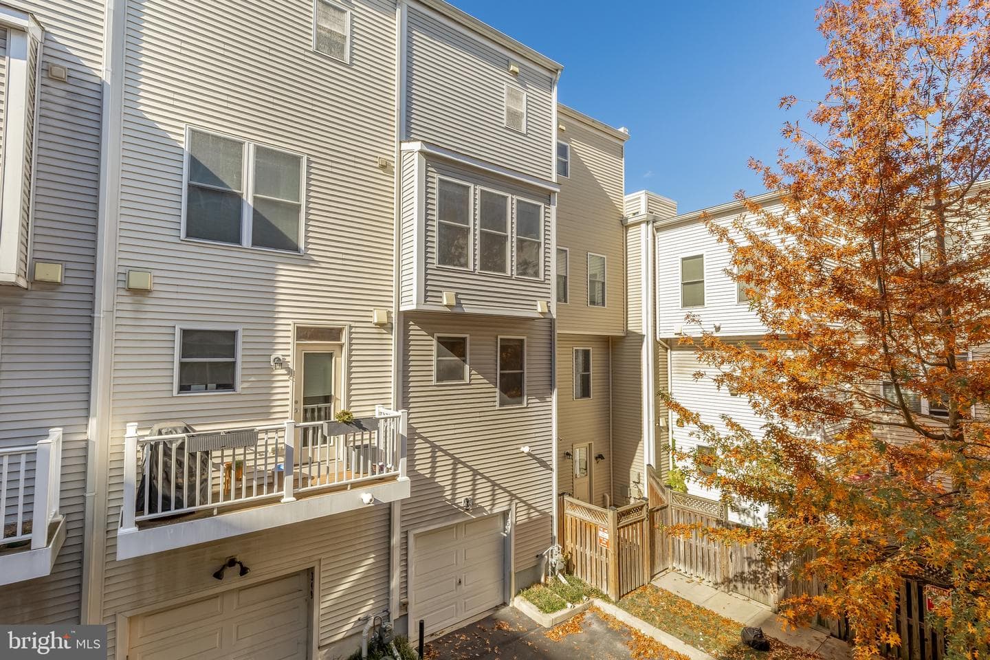 351 L Street SE photo 6