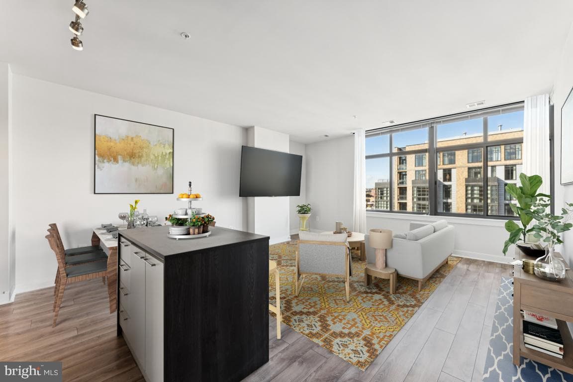 460 New York Avenue NW #1002 photo 2