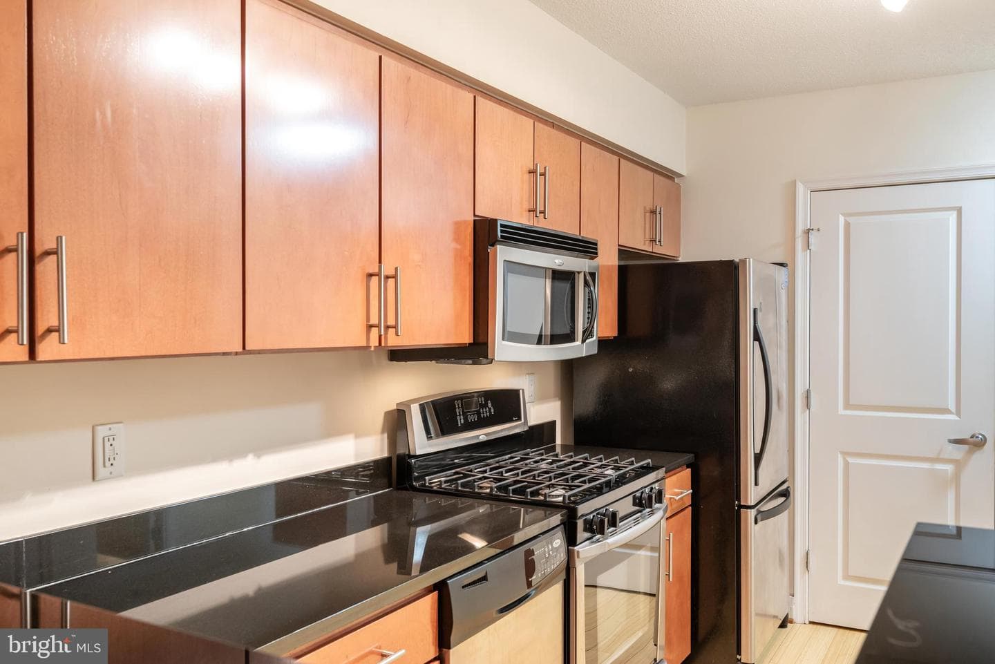 915 E Street NW #103 photo 20