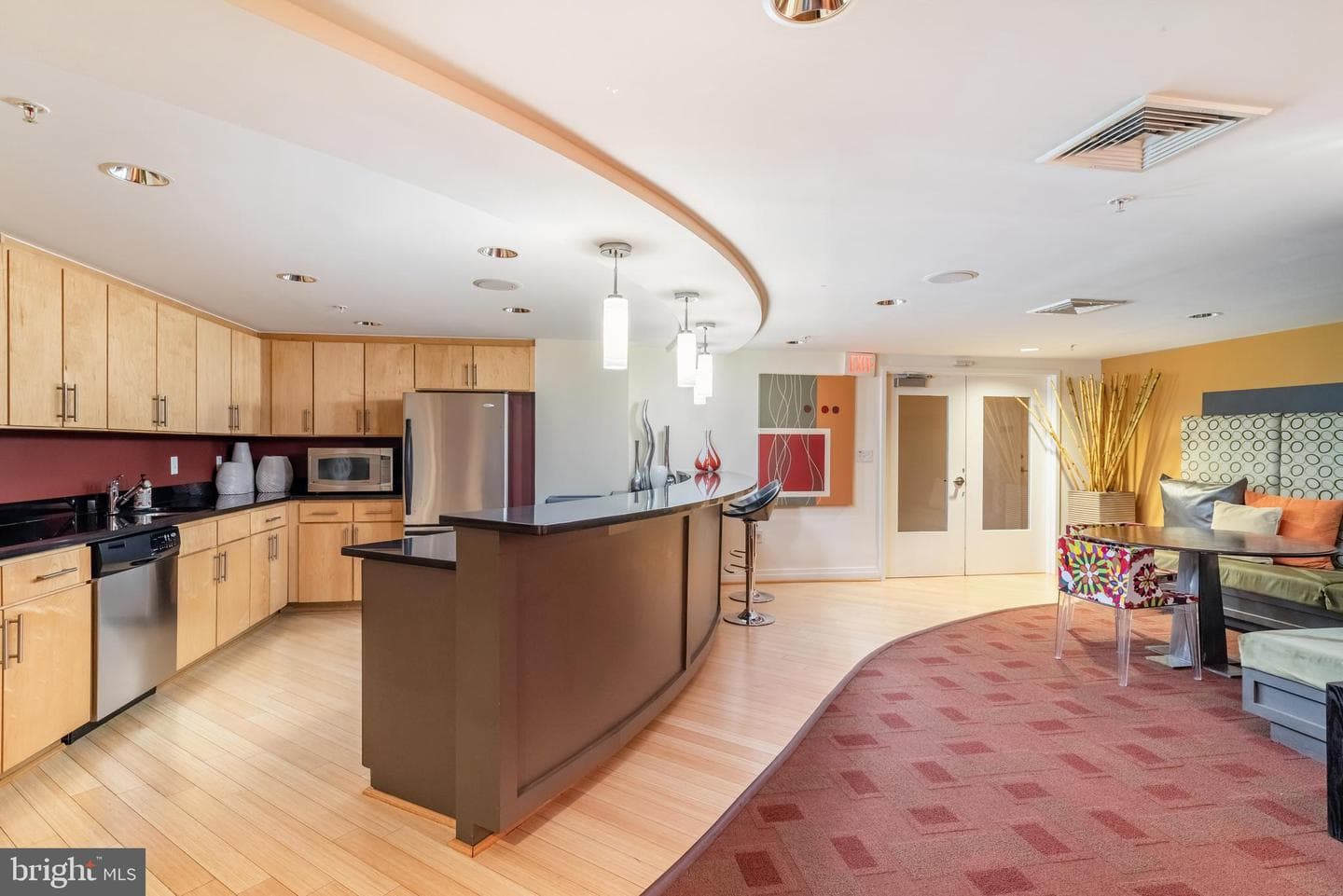 915 E Street NW #103 photo 38