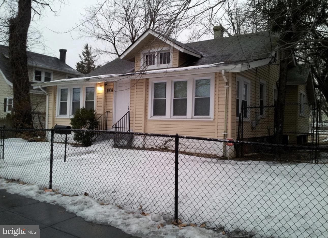 1103 Alabama Avenue SE photo 3