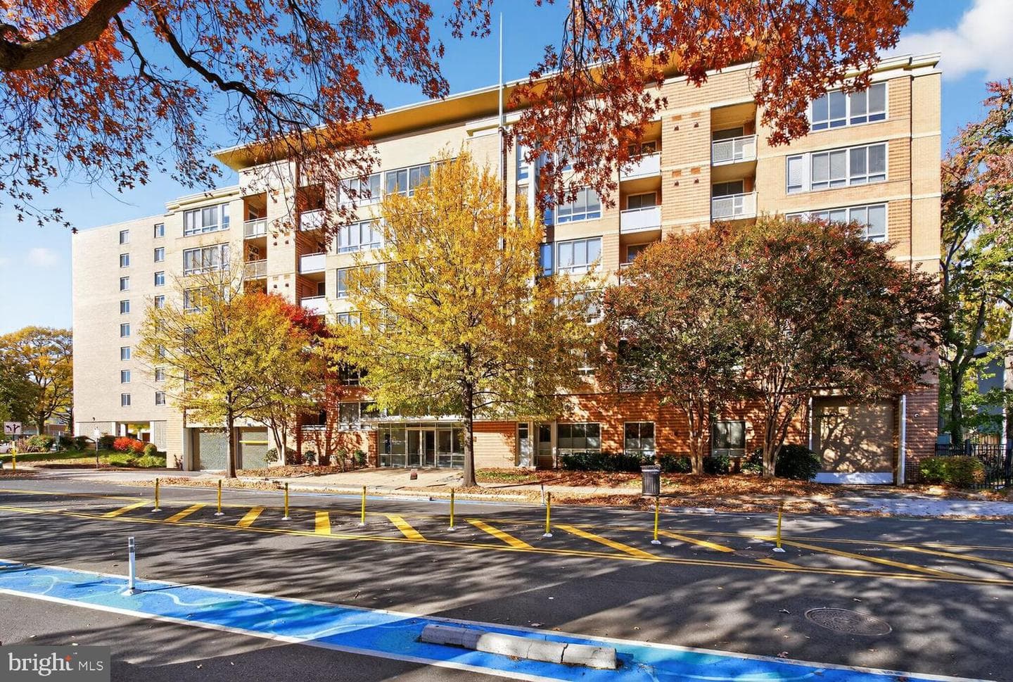 355 I Street SW #121 photo 1