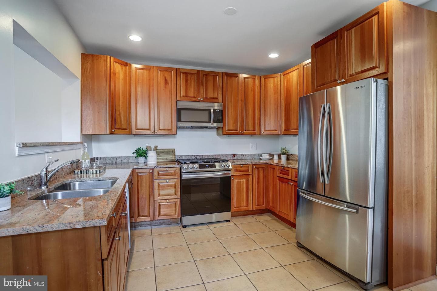 15 Todd Place NE photo 10