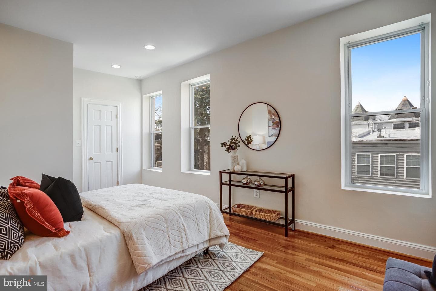 15 Todd Place NE photo 21
