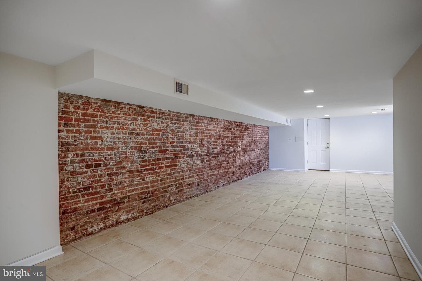 15 Todd Place NE photo 36