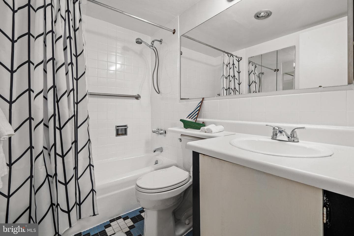 700 7th Street SW #110 photo 13