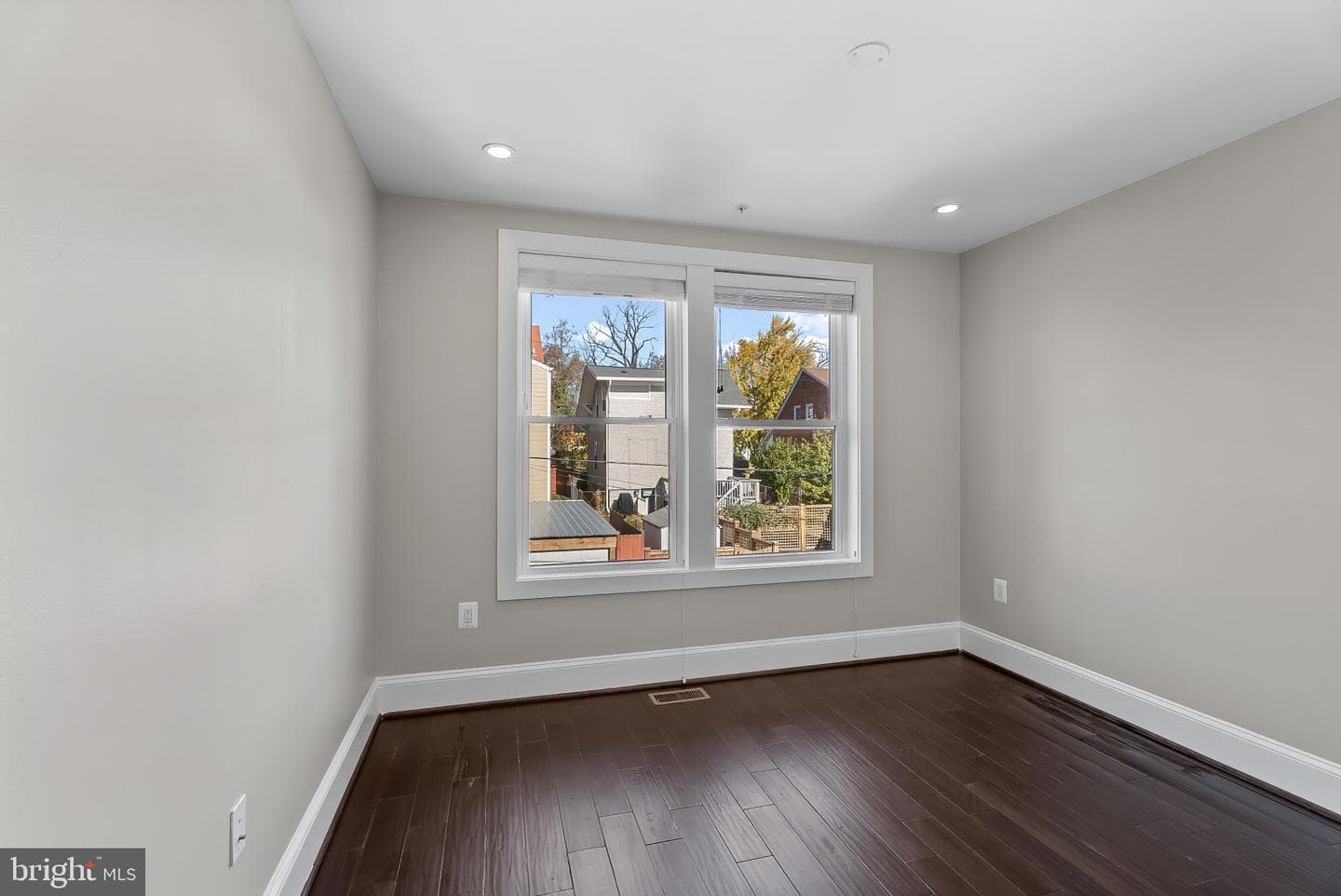 23 Madison Street NW photo 18