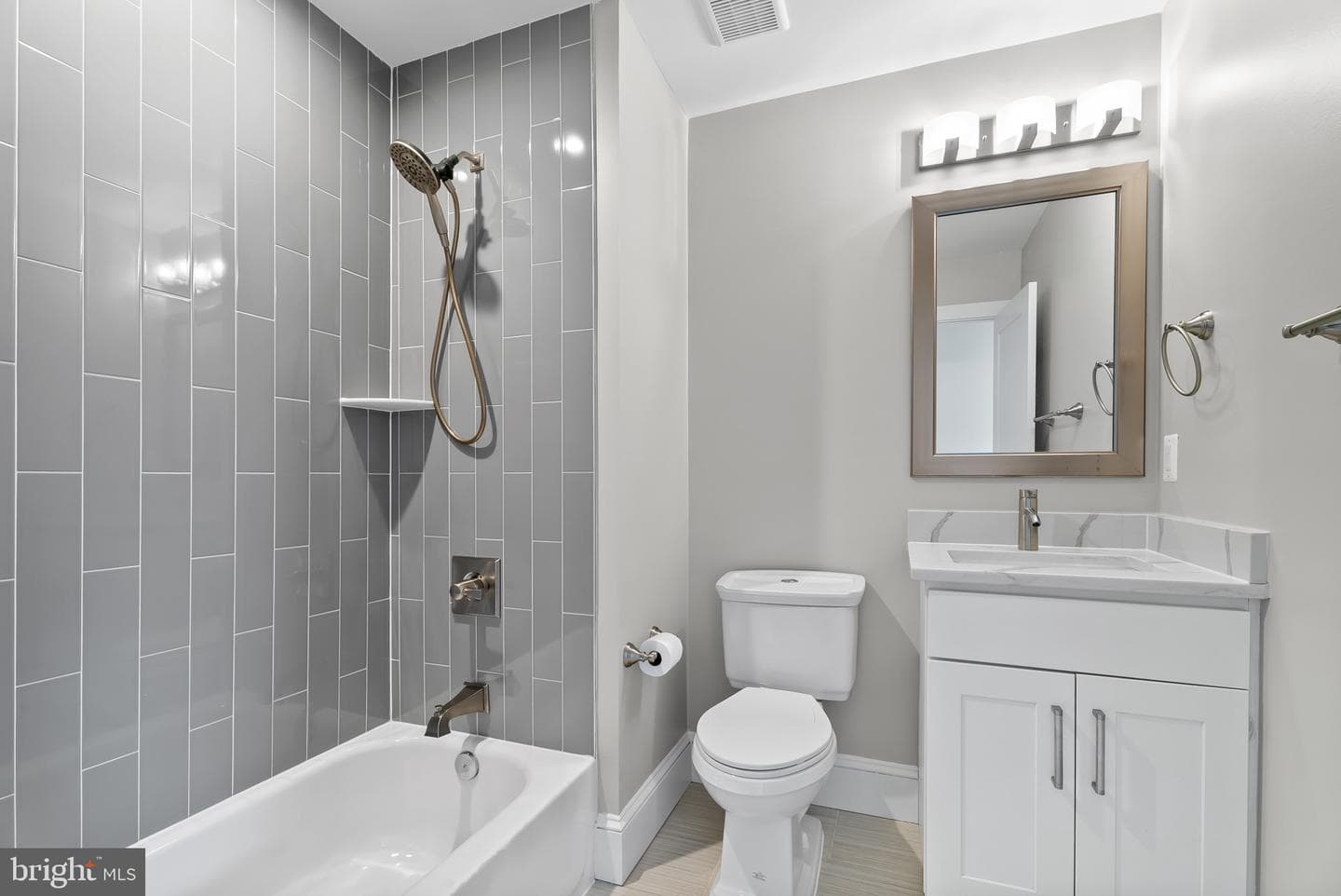 23 Madison Street NW photo 22