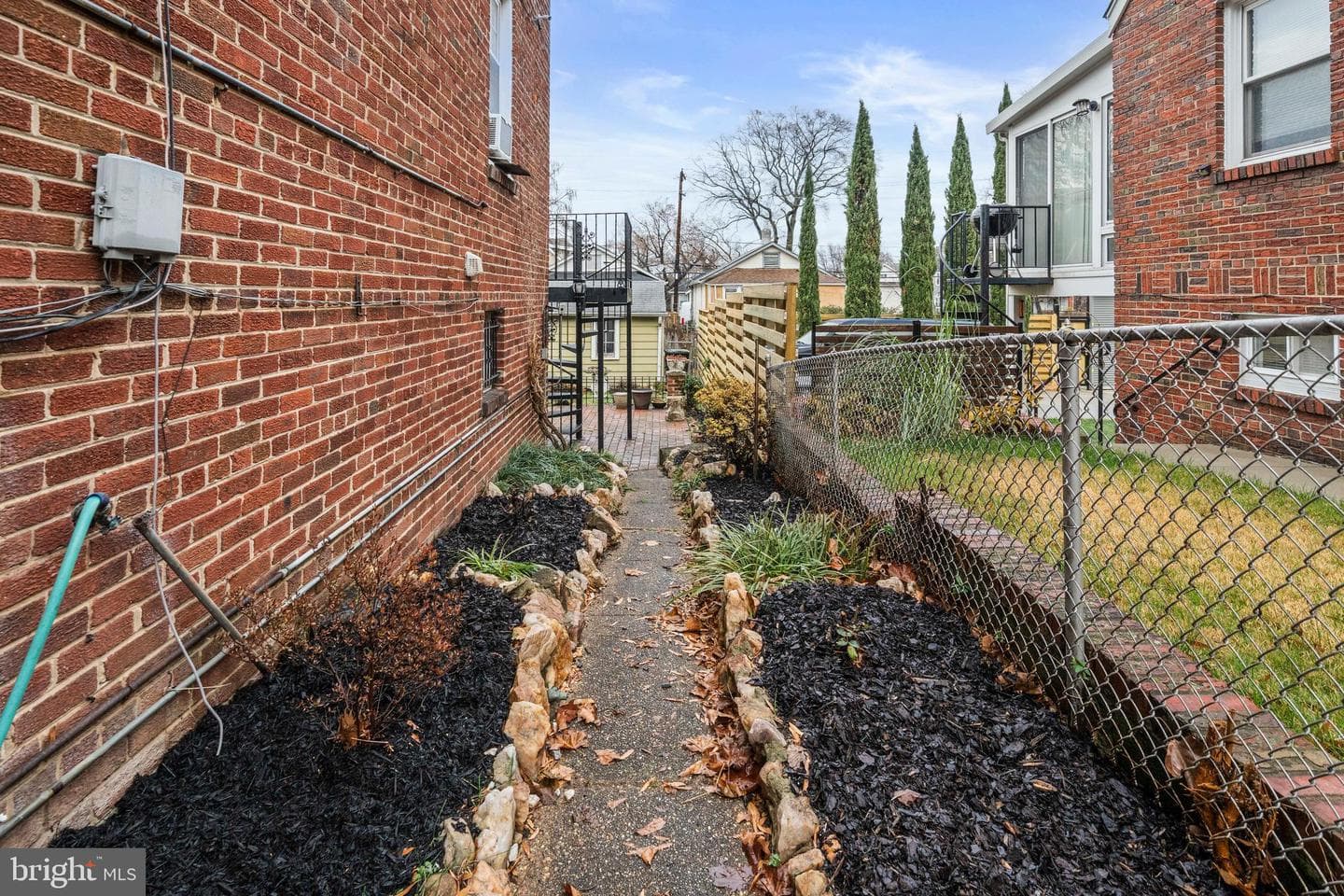 4108 Grant Street NE photo 29