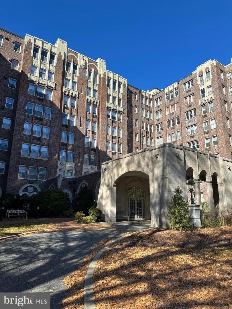 4000 Cathedral Ave NW #249 B, Washington