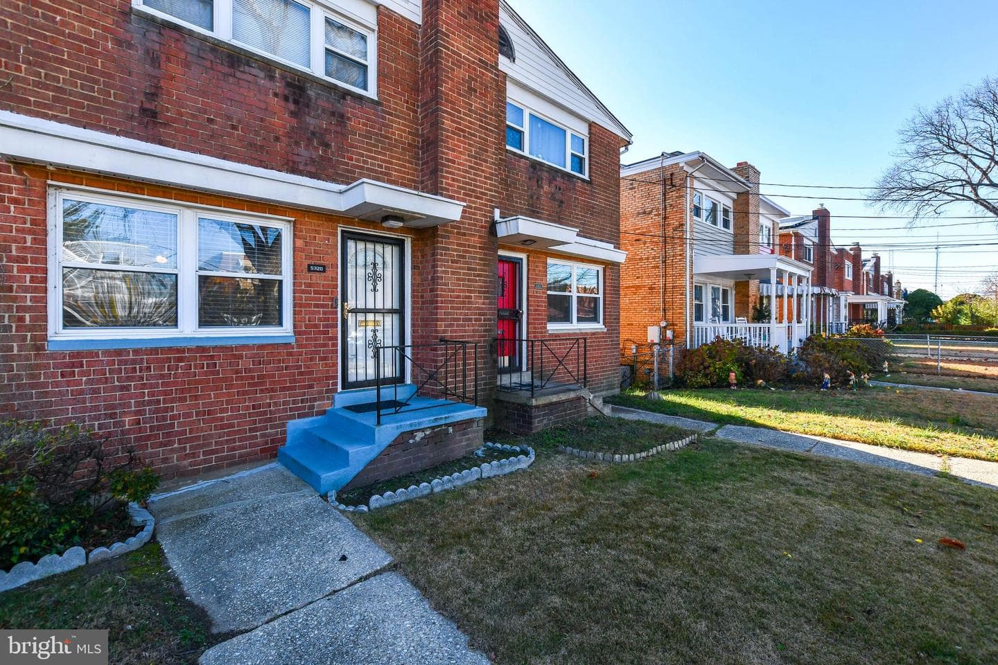 5320 Chillum Place NE photo 3