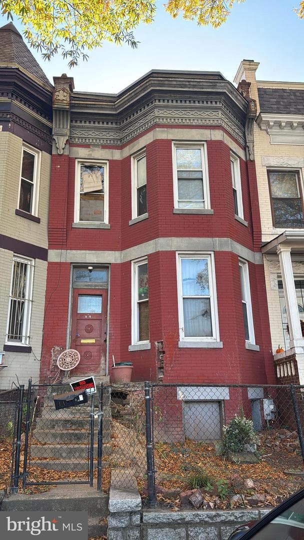 11 Rhode Island Avenue NE, Washington