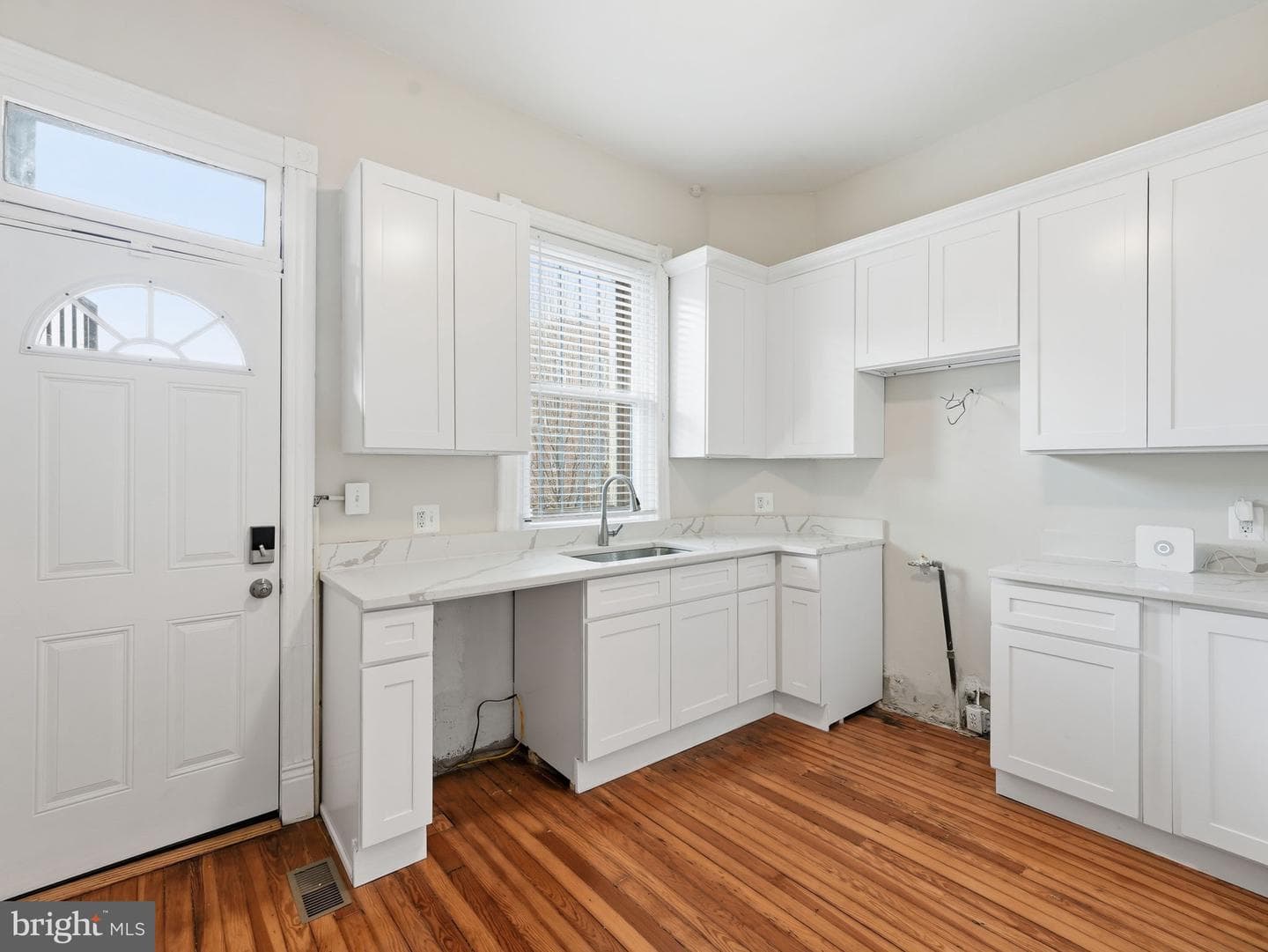1934 1st Street NW photo 11