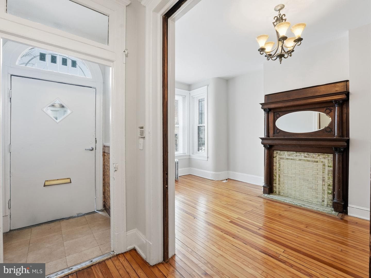1934 1st Street NW photo 2